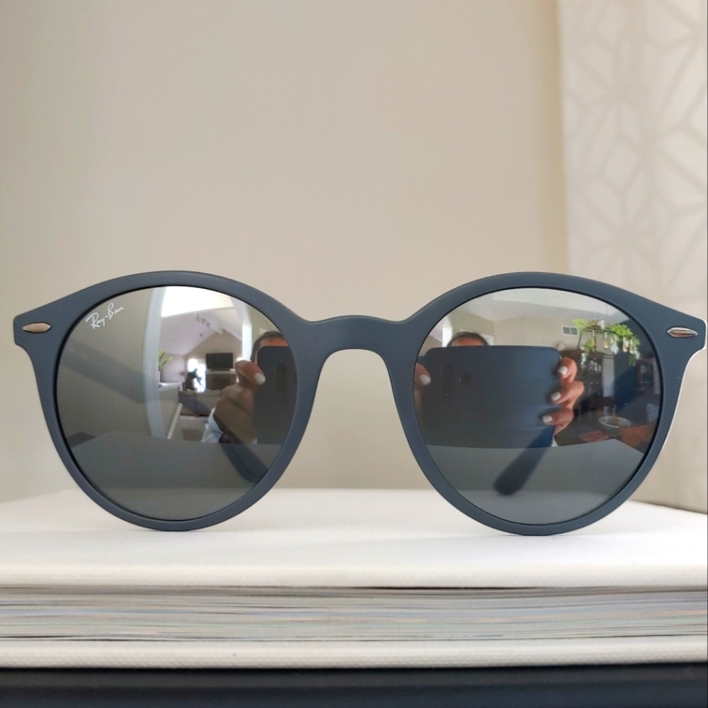 Ray-Ban Sun Glasses RB4296 unisex